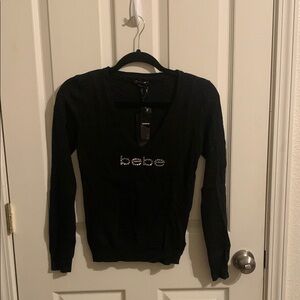Bebe Black Fitted Long Sleeve V-Neck Sweater